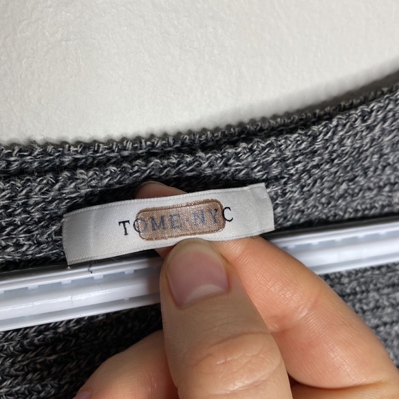 Tome NYC Crossover wrap sweater in heathered grey merino wool blend size M - Picture 14 of 16